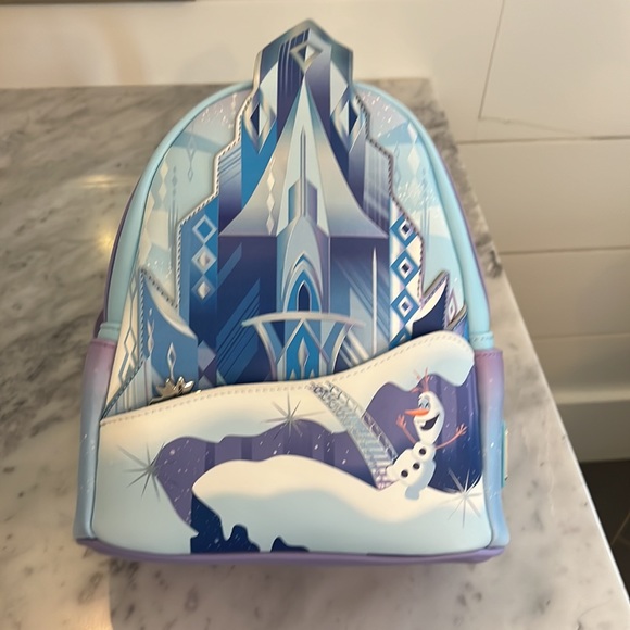 Loungefly Frozen Princess Elsa ice castle backpack - Picture 8 of 9